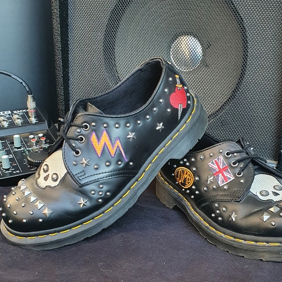 Dr. Martens 1461 Rock and Roll Skull, size 6UK - Picture 4 of 4